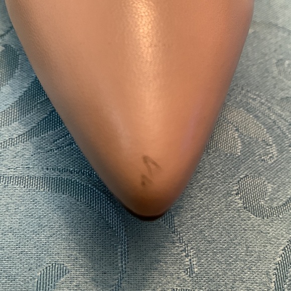 Saks Fifth Avenue Leather Pumps - Picture 9 of 9